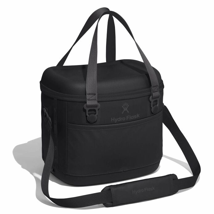 game-day-bundle-j8 12pco001-carryout-cooler-15l-black-angled_1_1.jpg