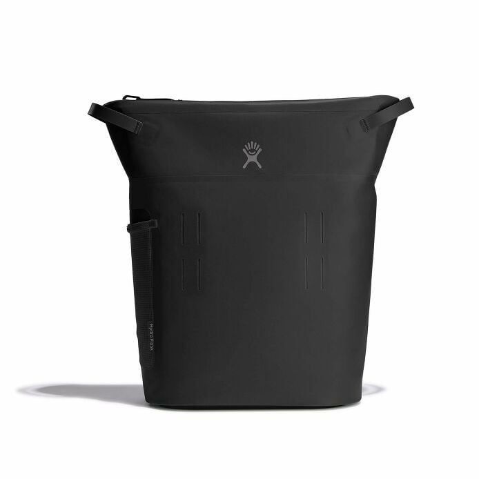 20-l-day-escapetm-pack-g0 20-l-day-escape-soft-cooler-pack-black-straight-on.jpg
