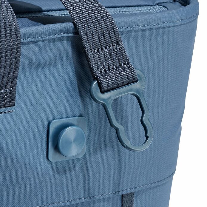 carryouttm-soft-cooler-tote-20-l-v3 250815_hydro_cooler_details_14841_2.jpg