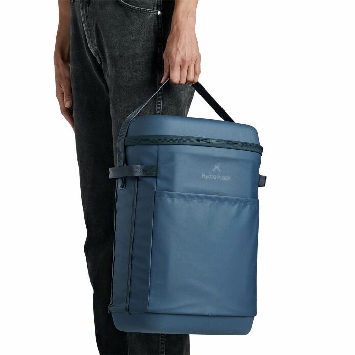 carryouttm-backpack-22-l-n3 250815_hydro_s26_hb_14597_6.jpg