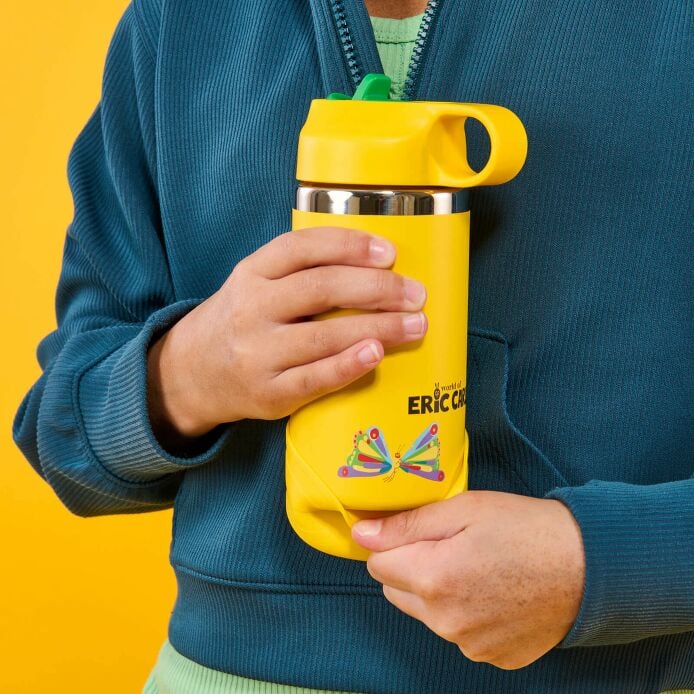 kids-12-oz-bottle-world-of-eric-carletm-l0 7-lifestyle.jpeg