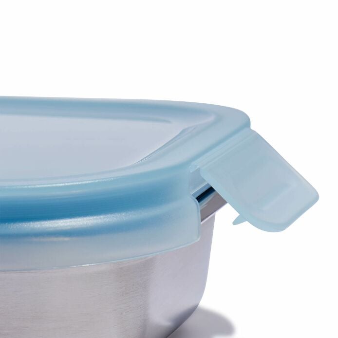 3-5-c-stainless-steel-food-container-w4 focb417-3.5-cup-food-container-rain-feature_1_1.jpg