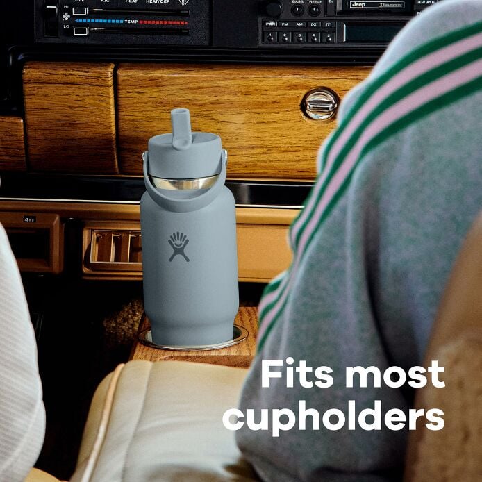 32-oz-travel-bottle-with-flex-straw-cap-a7 hf_s26_wtcfs_apdp_06_8.jpg