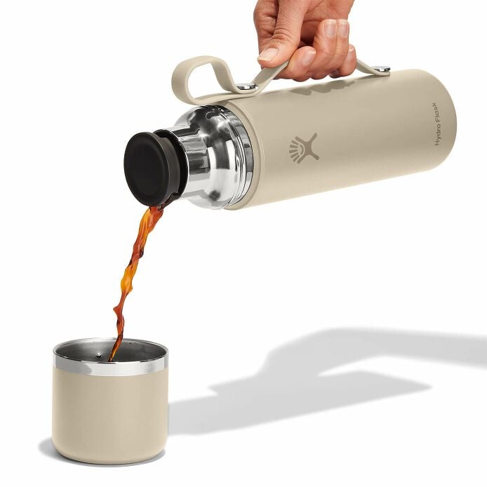 28-oz-hot-flask-and-cup-b5 hot-flask-_-cup-oat-pour.jpg