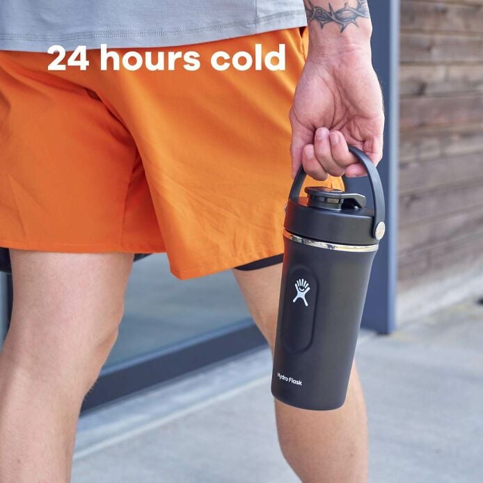 24-oz-insulated-shaker-bottle-s9 hydro_flask_ecomm_en_insulated_shaker_pt03_2000x2000px_4.jpg