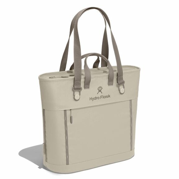 carryouttm-soft-cooler-tote-20-l-v3 midiit114-carryout-tote-20l-oat-angled.jpg