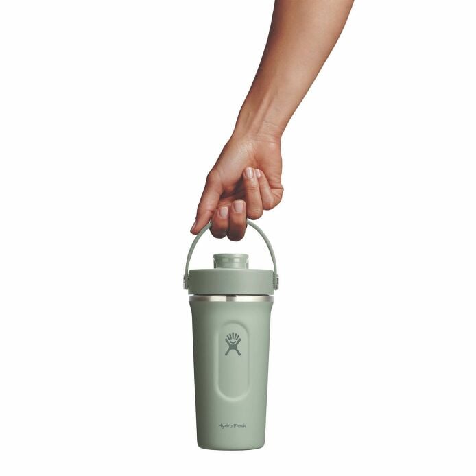 gym-bundle-x1 mxcc24374_24ozinsulatedshakerbottle_agave_hb_1.jpg